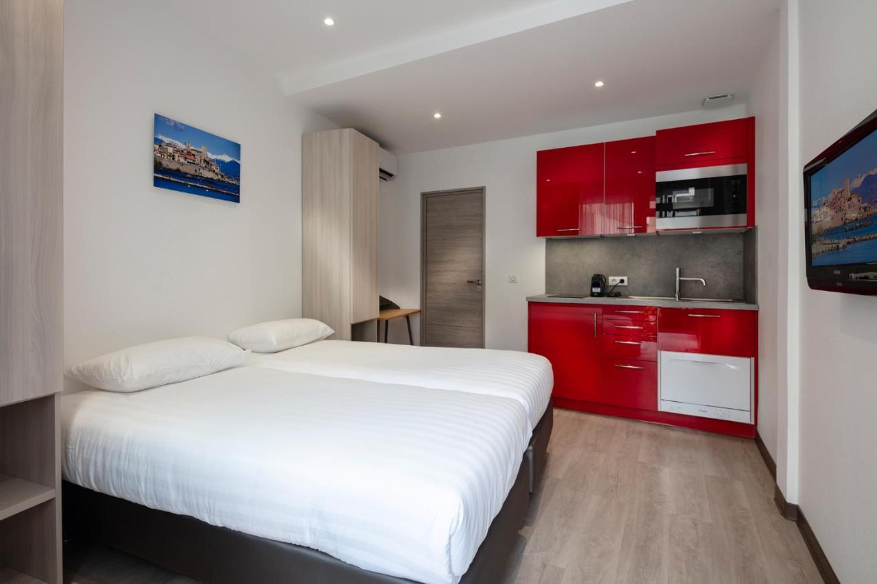 Appartements French Riviera Confidential Centre Ville Juan Les Pins Proche Des Plages Δωμάτιο φωτογραφία